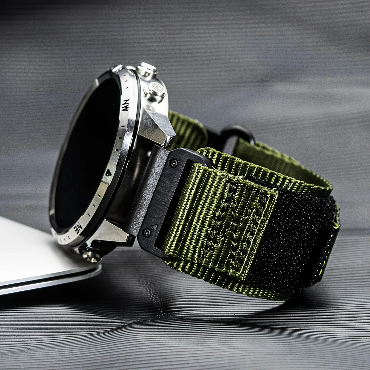 Garmin QuickFit Nylon Canvas Loop Velcro Band - Image 3